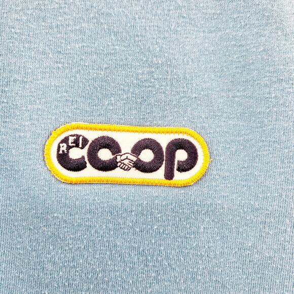 REI Co-Op Blue Embroidered Logo Crewneck Sweater Sweatshirt Men’s Size Small - Picture 3 of 9